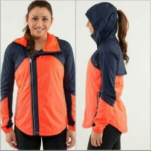 Lululemon Run Get Up And Glow Jacket Size 4 Light Flare Inkwell Reflective